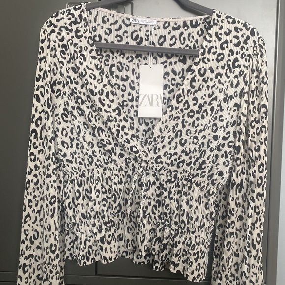 Zara black and white animal print long sleeve - Picture 5 of 5